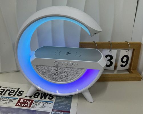 qualità  Plastic Wireless Charger Bluetooth Speaker 860g Product Weight fabbrica